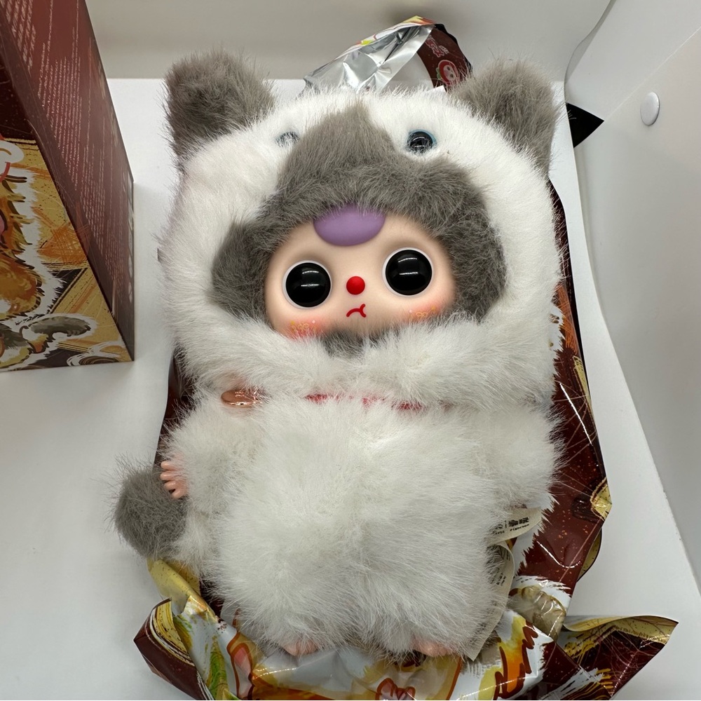New Cureplaneta Baby‎ Three Whose Cat Is This Gray and White